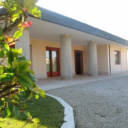 Nelly 4* Лониго