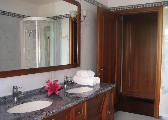 Nelly Alojamento de Acomodação e Pequeno-almoço